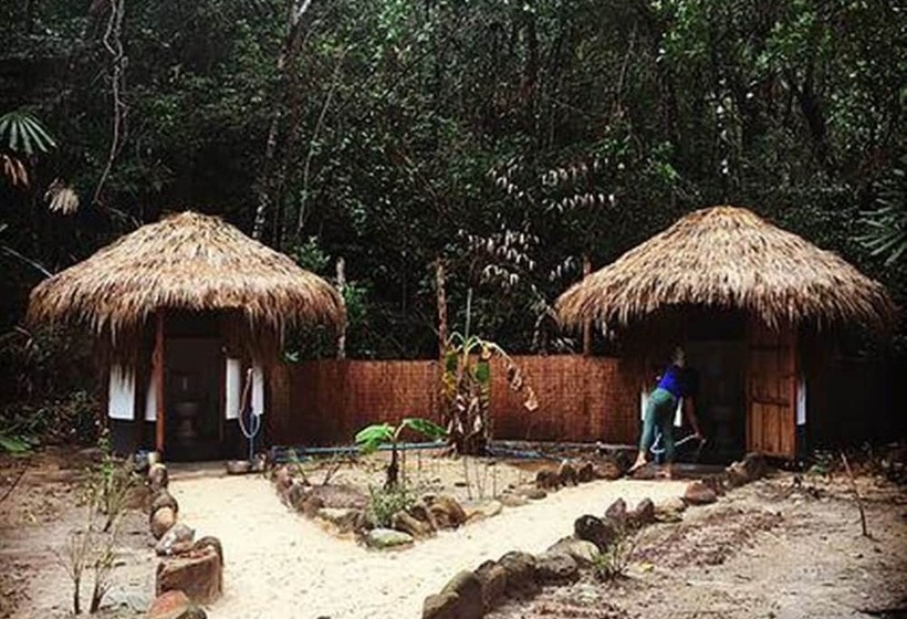 标准平房, Robinson Bungalows