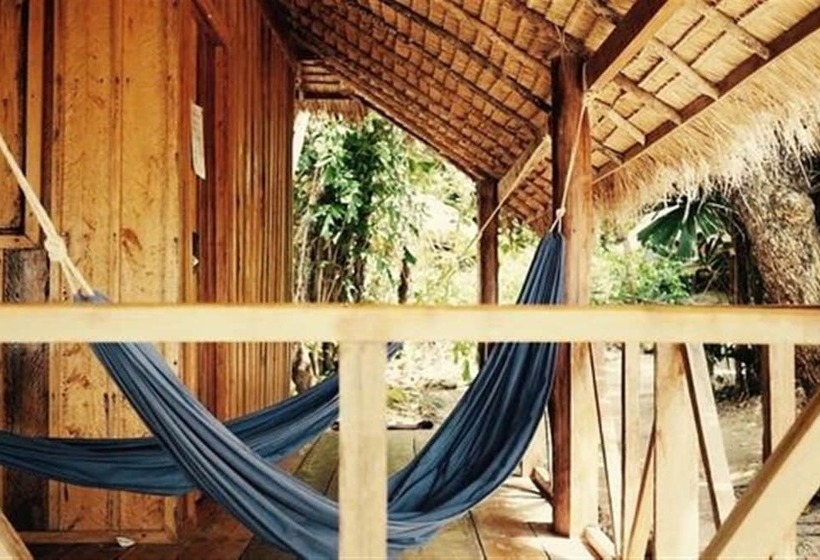 标准平房, Robinson Bungalows