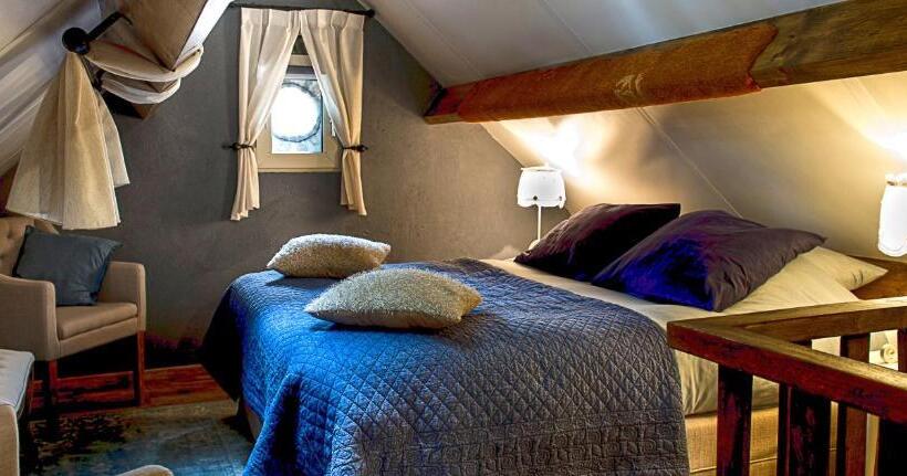 디럭스 룸, Bed And Breakfast Piekoo Belloo