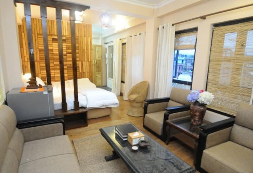 اتاق سوپریور با چشم‌انداز کوهستان, Tajaa Pha The Heritage Home