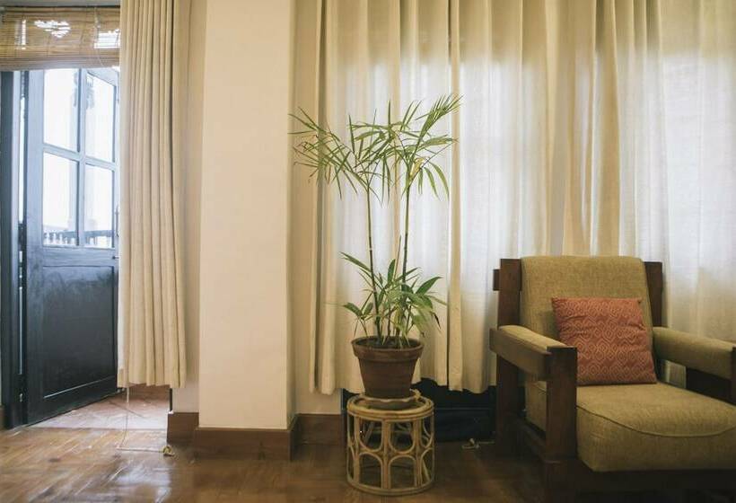 اتاق سوپریور با چشم‌انداز کوهستان, Tajaa Pha The Heritage Home