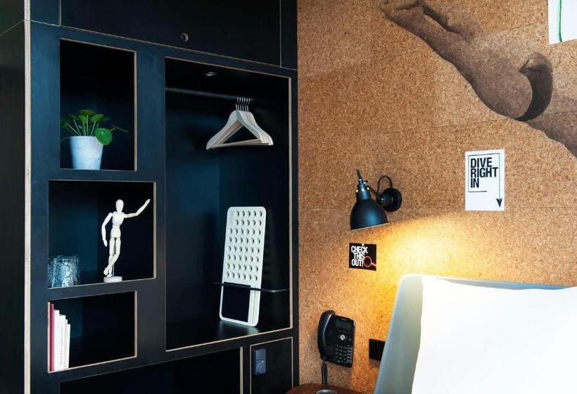 غرفة قياسية, Conscious Hotel The Tire Station