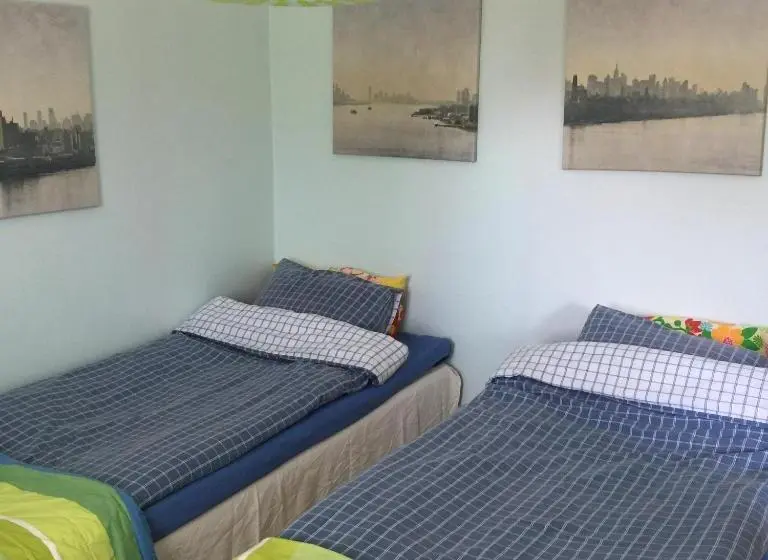 ファミリールーム, E City B&b