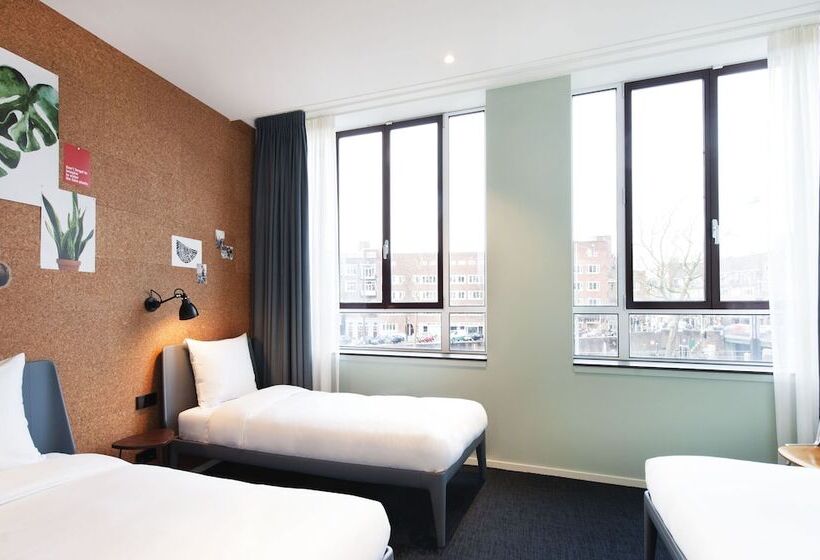 Standard Triple Room, Conscious Hotel The Tire Station