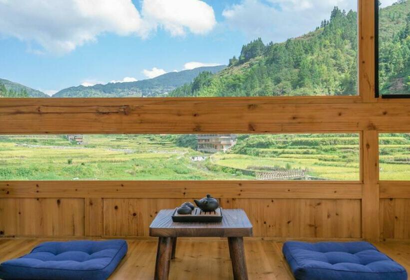 带大床的标准间, 肇兴溪舍山堂 Creekside Inn