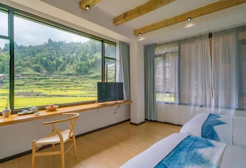 ファミリールーム, 肇兴溪舍山堂 Creekside Inn