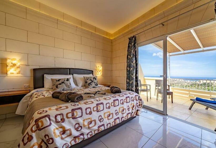 اتاق سوپریور با چشم‌انداز, Illogga Boutique