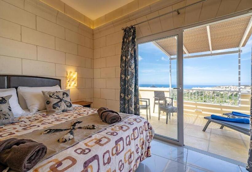 اتاق سوپریور با چشم‌انداز, Illogga Boutique