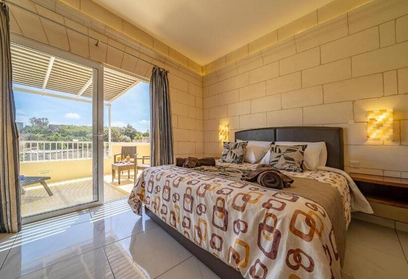 Superior Room with Terrace, Illogga Boutique