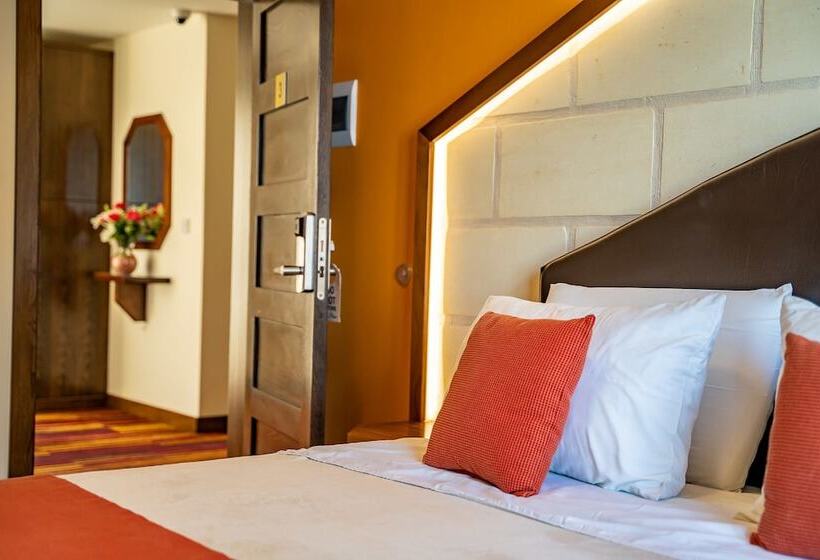 اتاق استاندارد با بالکن, Illogga Boutique