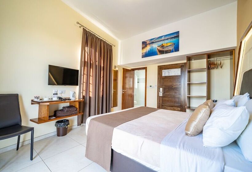 اتاق استاندارد با بالکن, Illogga Boutique