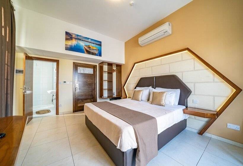 اتاق استاندارد با بالکن, Illogga Boutique