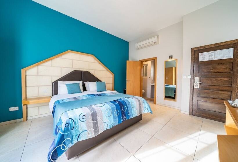 اتاق استاندارد با بالکن, Illogga Boutique