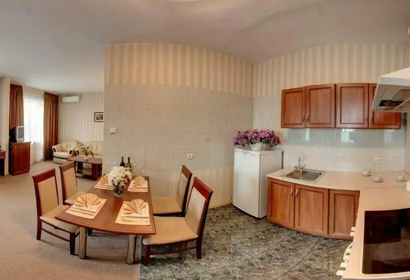 Suite, Kremin