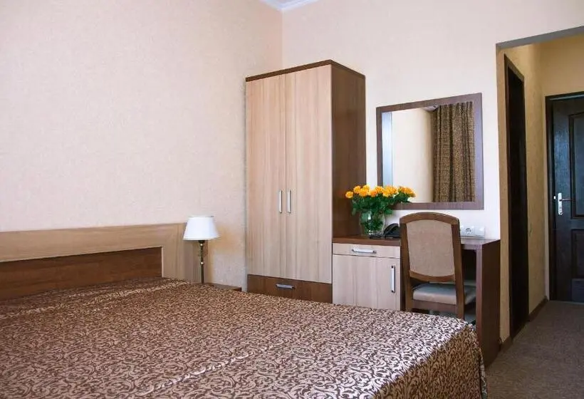 Junior Suite, Kremin