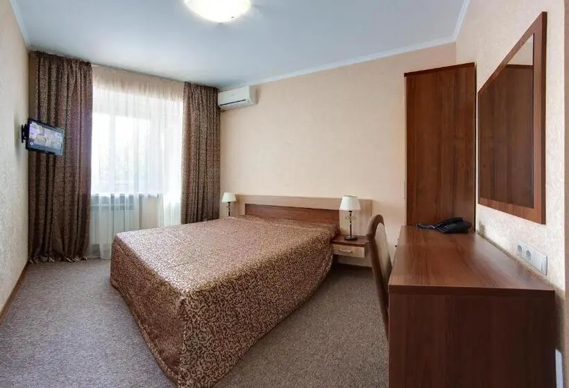 Junior Suite, Kremin