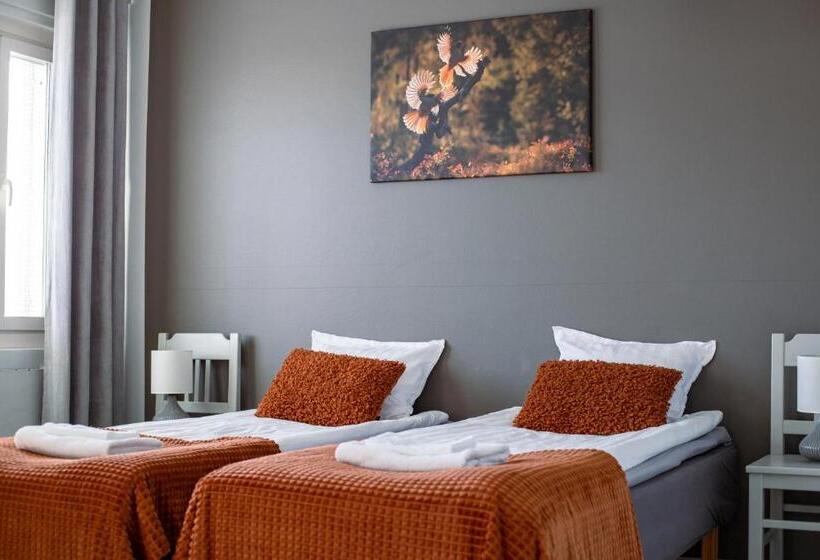 غرفة قياسية ثلاثية, Kuusanka