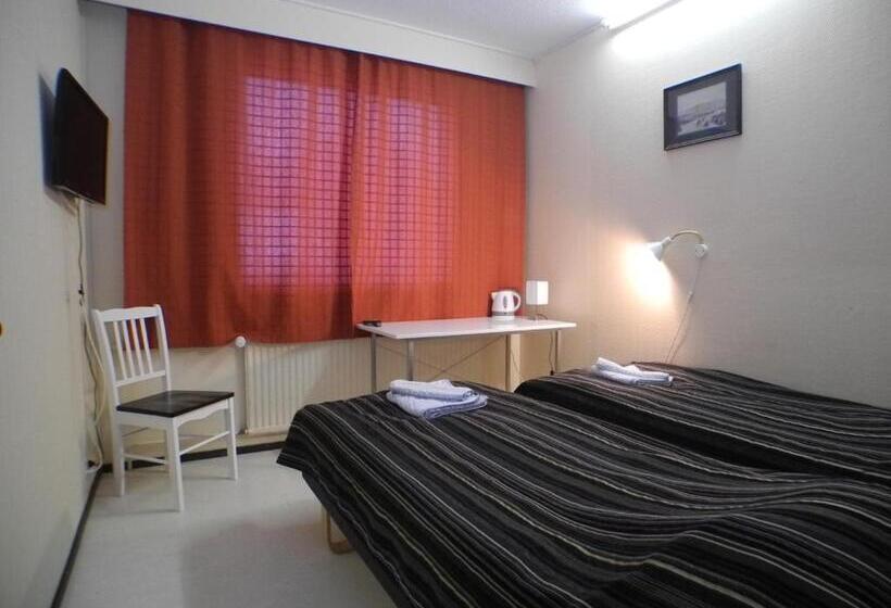 スタンダードルーム, Li Anna Kern