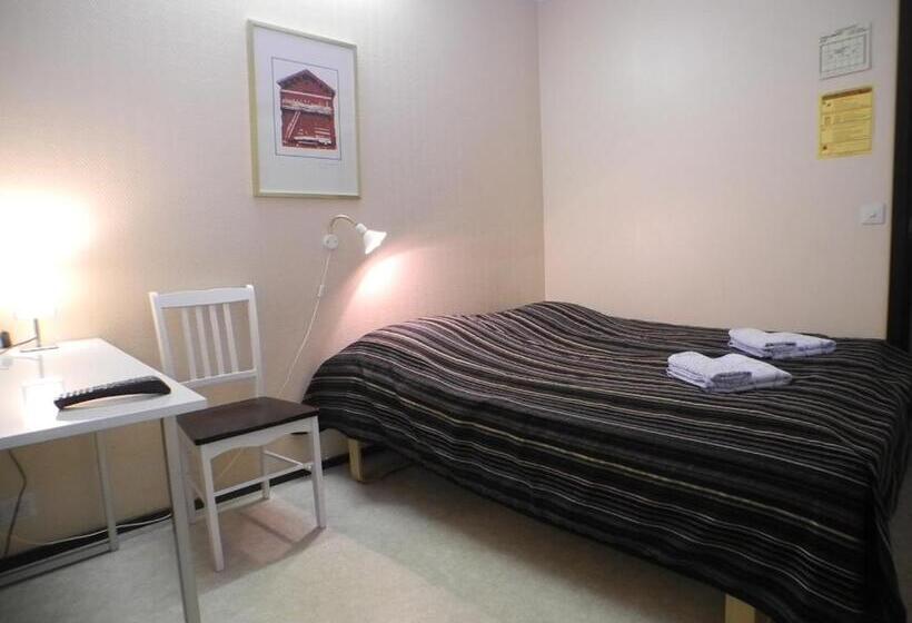 スタンダードルーム, Li Anna Kern