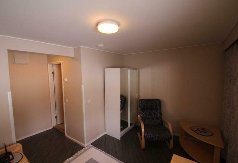 スタンダードシングルルーム, Li Jussan Tupa