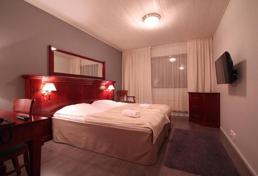 スタンダードルーム, Li Jussan Tupa