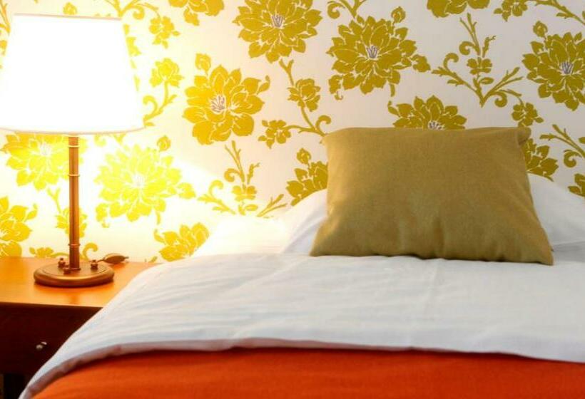 חדר דלוקס, Li Pogostan Hovi