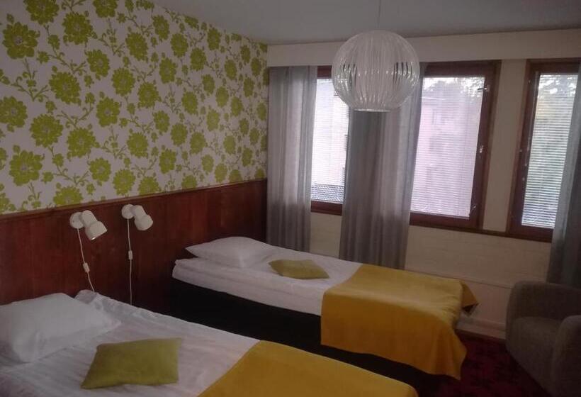 غرفة ديلوكس, Li Pogostan Hovi