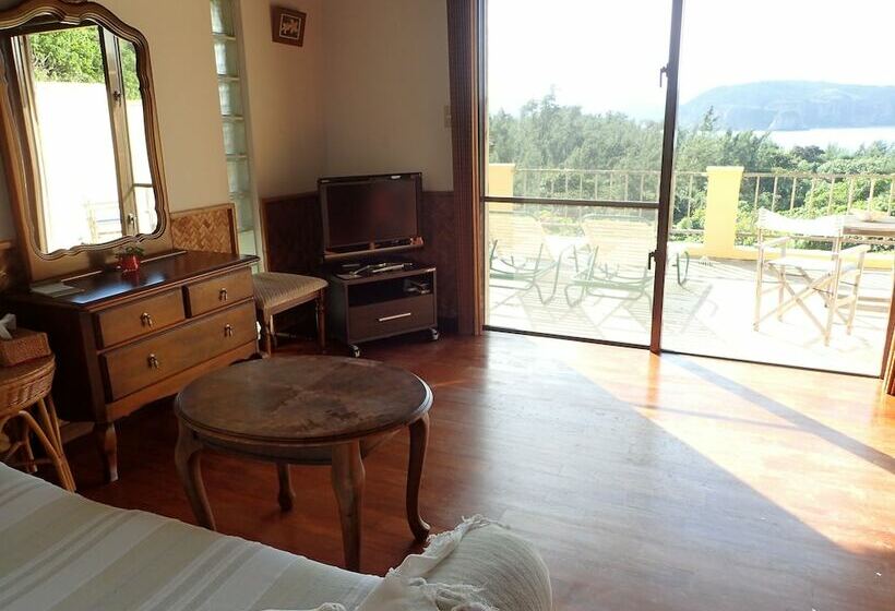 جناح, Mayagusuku Resort