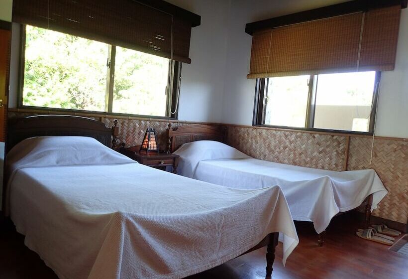 جناح, Mayagusuku Resort