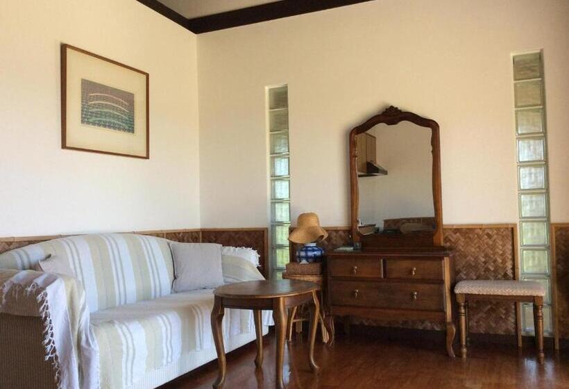 جناح, Mayagusuku Resort