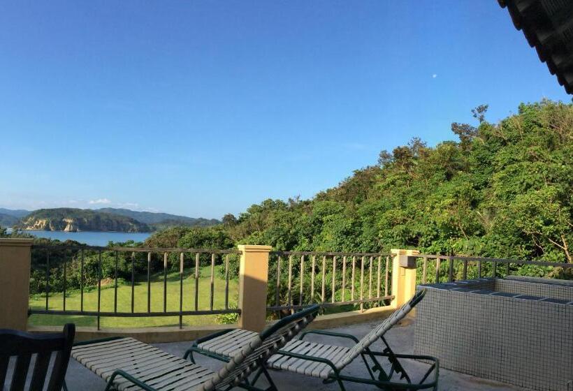 جناح, Mayagusuku Resort