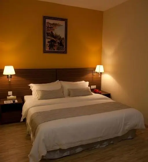 Deluxe-huone King-vuode, Pinetree