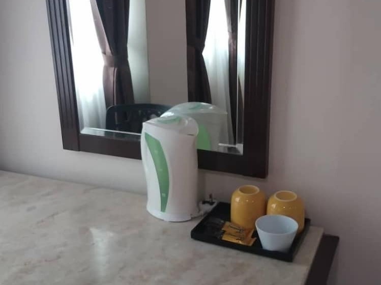 Номер Стандарт, Sam