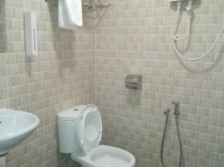 Номер Стандарт, Sam