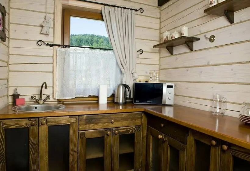 Talo 2 Makuuhuonetta, Taor Karpaty Resort & Spa