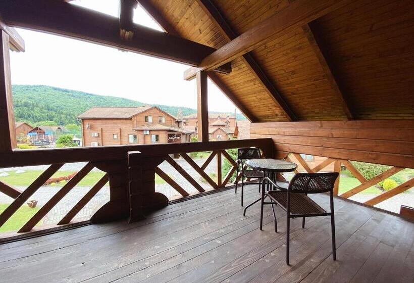 کابین, Taor Karpaty Resort & Spa