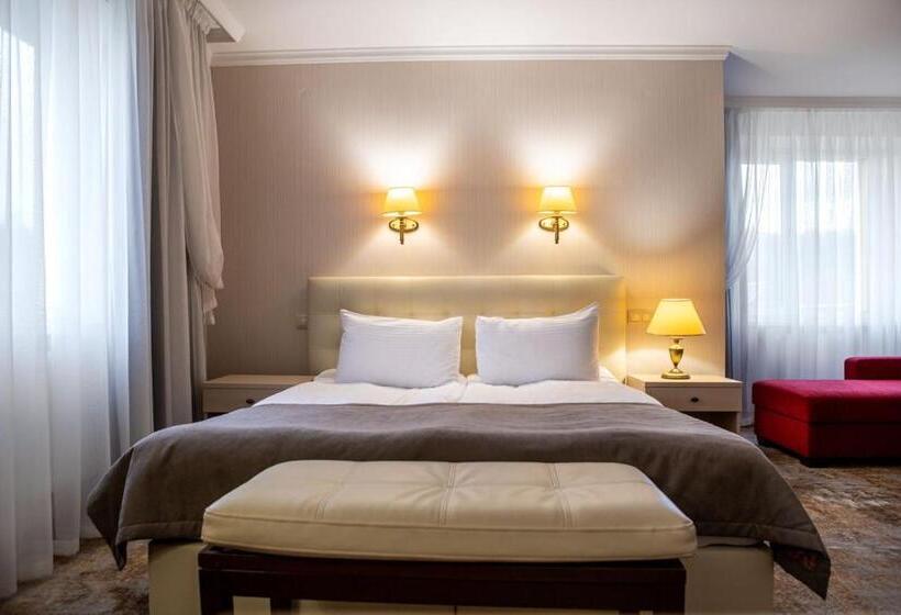 سوئیت جونیور پریمیوم, Kyivska Russ Resort Medical&spa