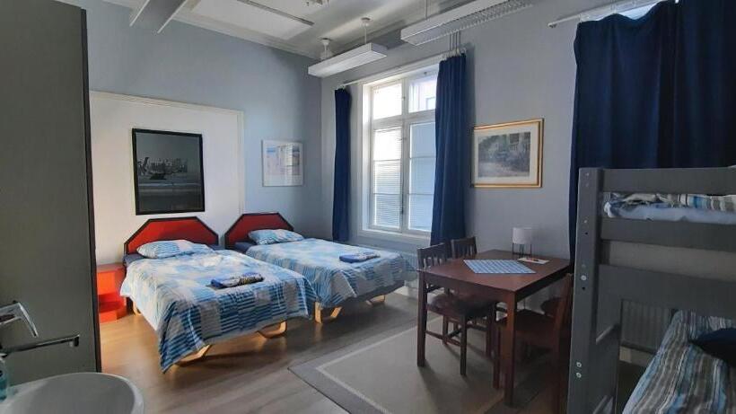 חדר משפחתי חדר אמבטיה משותף, Li Ja Hostelli Marja