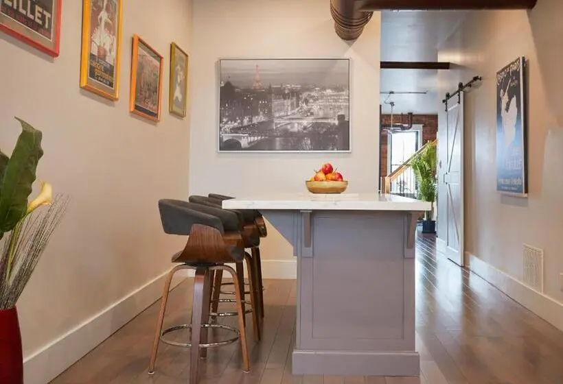 Huoneisto 1 Makuuhuone Terassi, L Auberge De France Inn