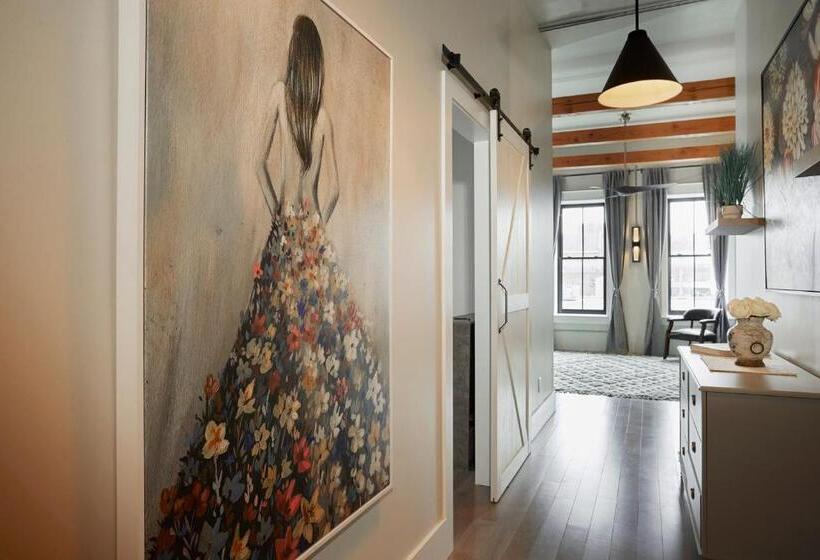 شقة غرفة واحدة مزودة بتراس, L Auberge De France Inn