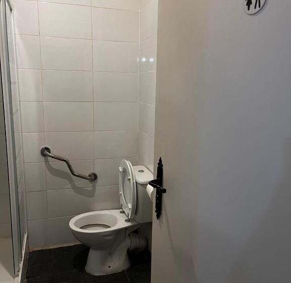 اتاق استاندارد یک نفره, Chez Mia Paris