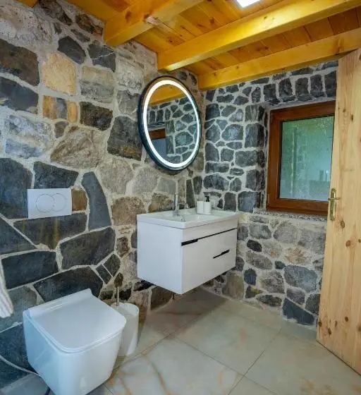 Standaard Driepersoonskamer, Villa Prelatheth