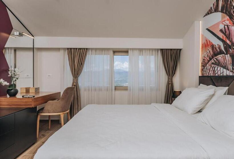 اتاق لوکس با چشمانداز دریا, Villa Principium With Infinity Edge Pool&hot Tub