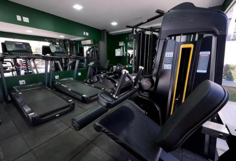 プールの見える1ベッドルームアパートメント, Flat Hotel   Próximo Ao Aeroporto De Brasília