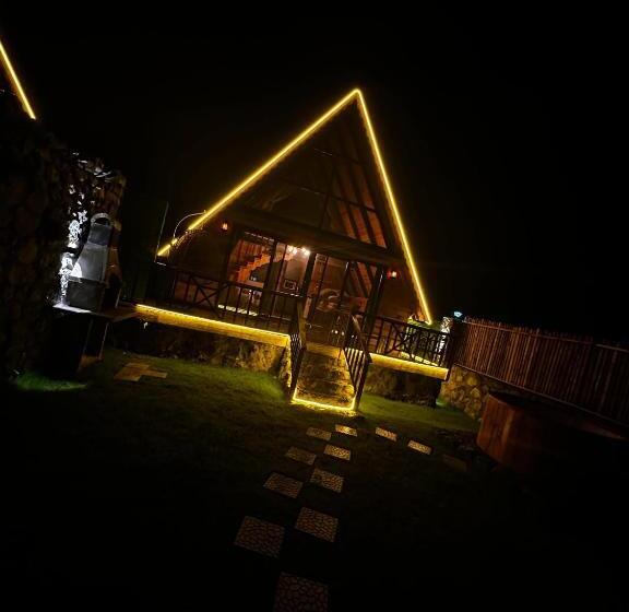 デラックスバンガロー, Peleri Suit Bungalow