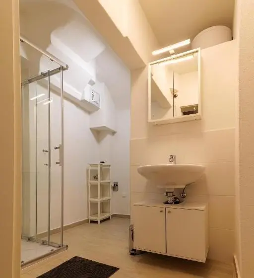 استودیوی سوپریور, Flataid Cityapart Graz Geidorf