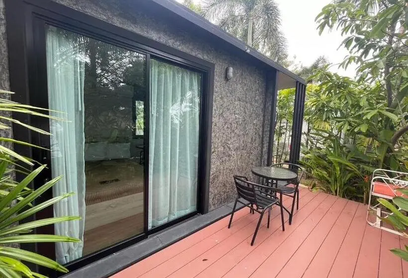 اتاق استاندارد, Bannrai Tayai Cafe And Resort