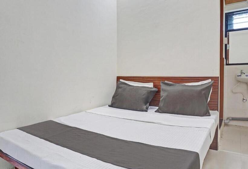 חדר קלאסי לשלושה, Oyo Nutan Lodging