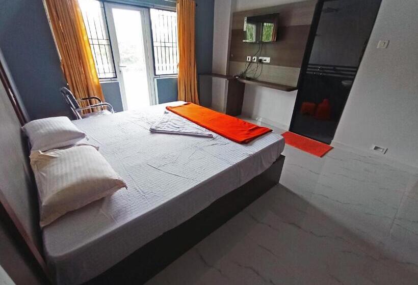 غرفة ديلوكس, Quality Boarding And Lodging