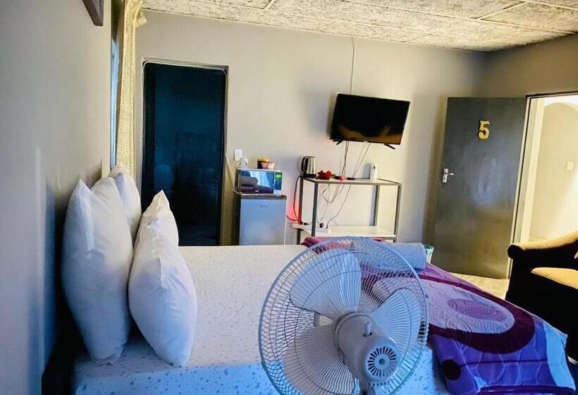 غرفة ديلوكس, Olikaya Guest House Groblersdal